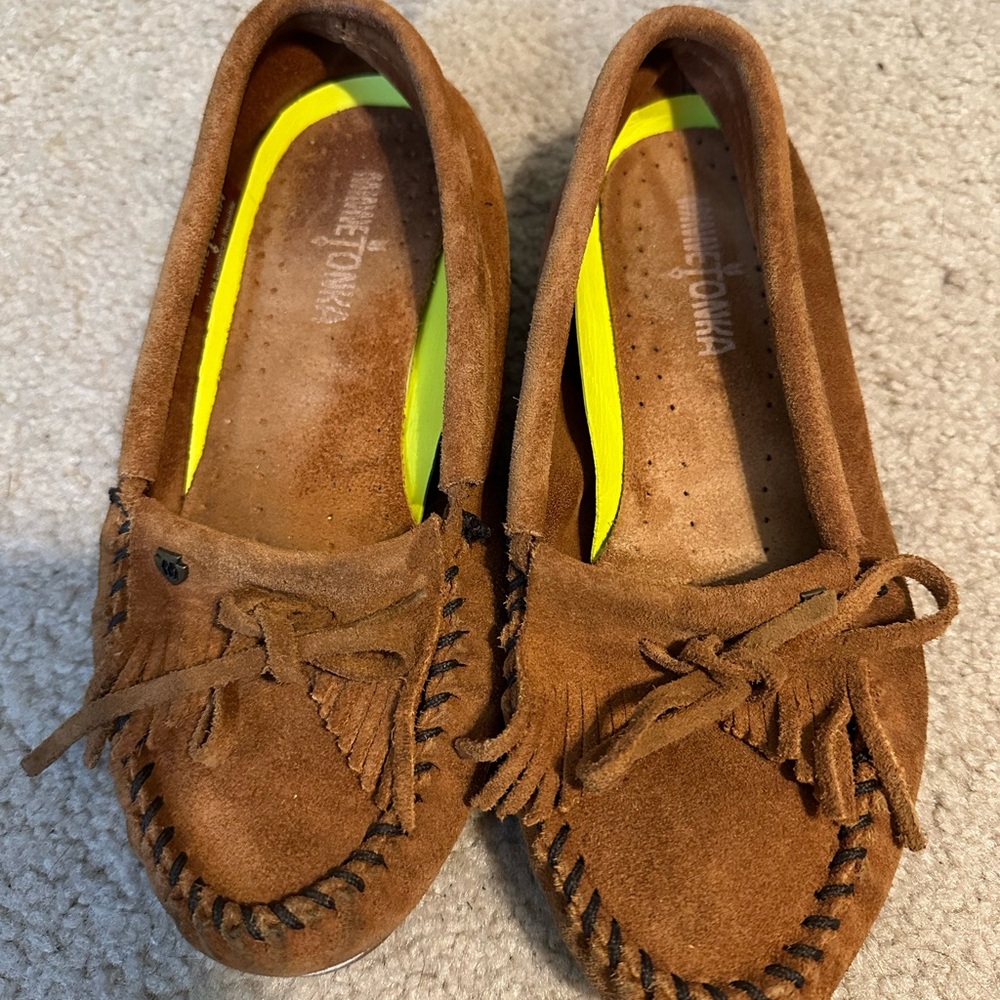 Minnetonka Brown Kilty Moccassins